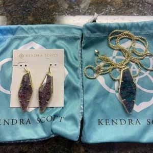 Kendra Scott like new crackle necklace earrings